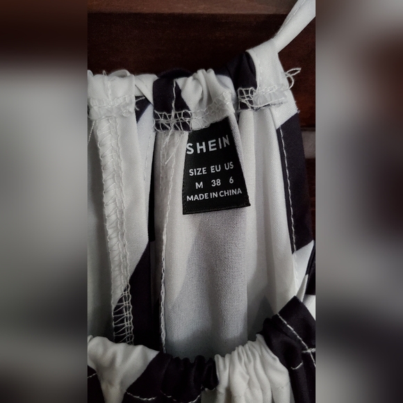 Maxi Dress Medium Black/White - Picture 4 of 4